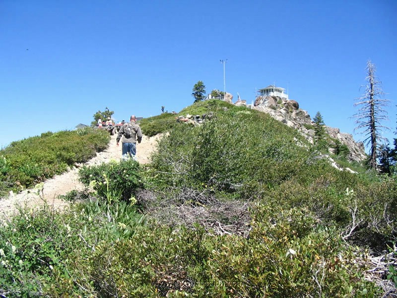 027. We all head up to the summer fire lookout..jpg