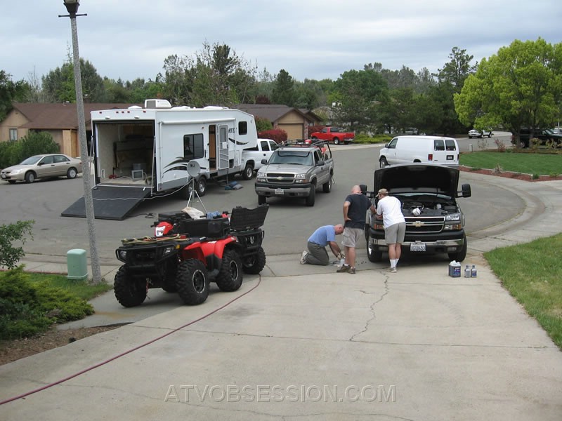 007. Larry arrives with his stuff to help change my fuel filter..jpg